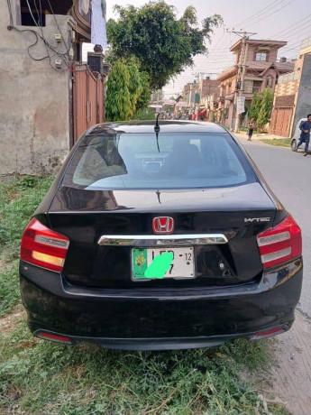 honda-city-ivtec-2012-big-13