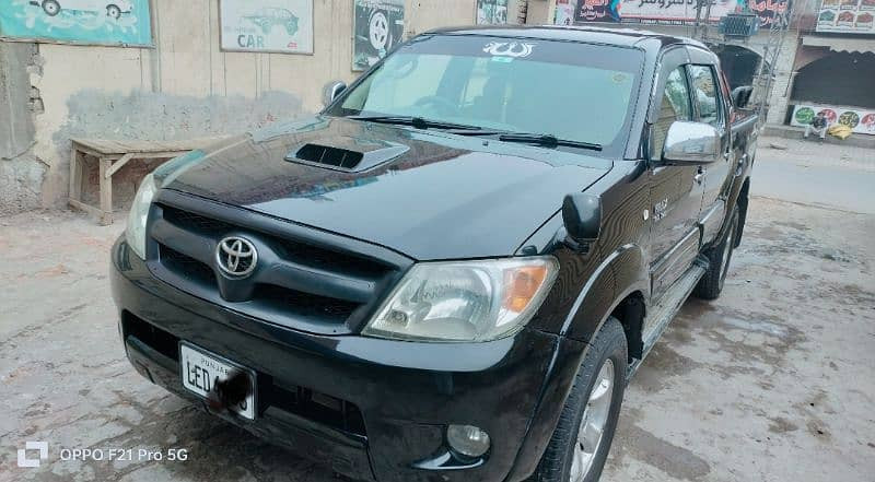 toyota-hilux-2008-big-2