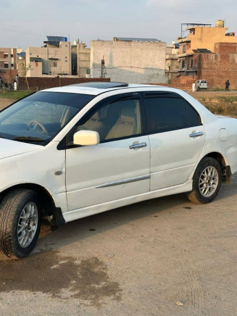 mitsubishi-lancer-big-9