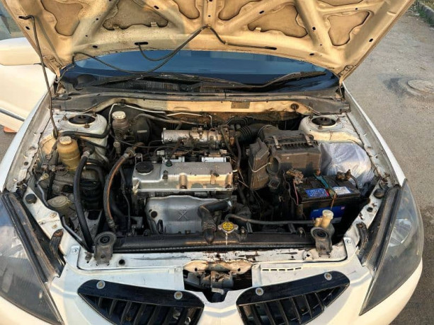 mitsubishi-lancer-big-5