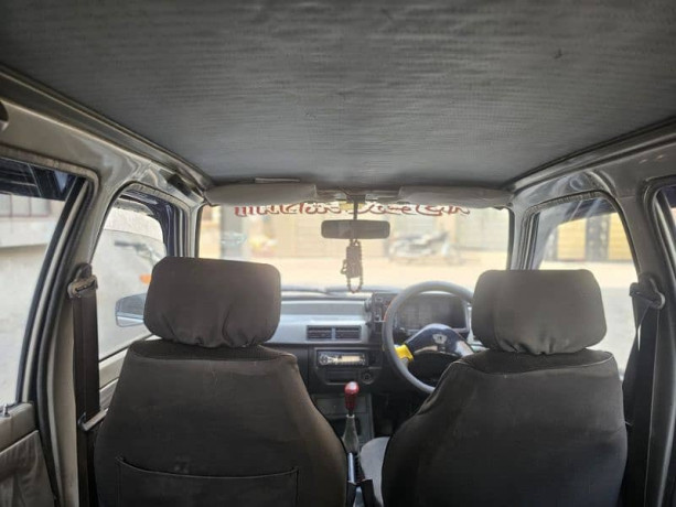 suzuki-mehran-vxr-2006-big-9