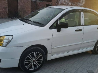 suzuki-liana-2013