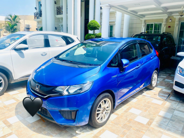 honda-fit-f-package-big-2