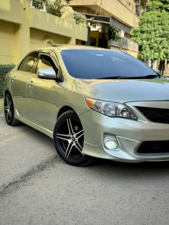 toyota-corolla-altis-18-sr-automatic-big-7