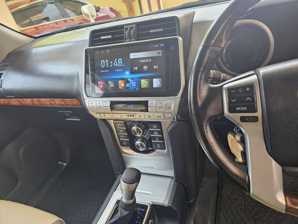 landcruiser-prado-tx-pearl-white-big-17