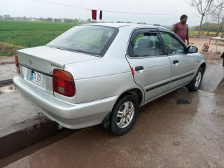 suzuki-baleno-2002