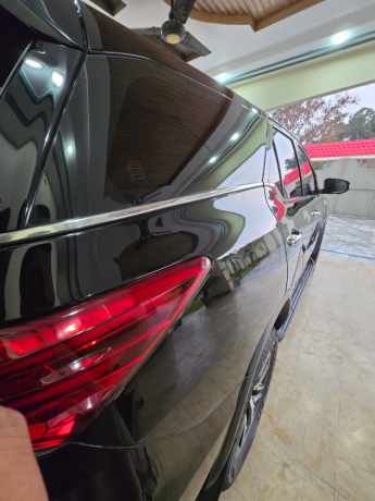 toyota-fortuner-27-v-big-2