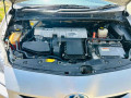toyota-prius-2011-small-7