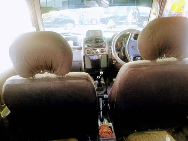 mitsubishi-pajero-1995-big-6