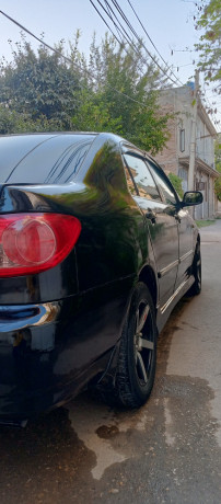 toyota-corolla-16-automatic-se-saloon-2005-big-9