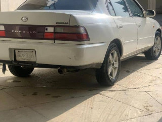 toyota-corolla-1995