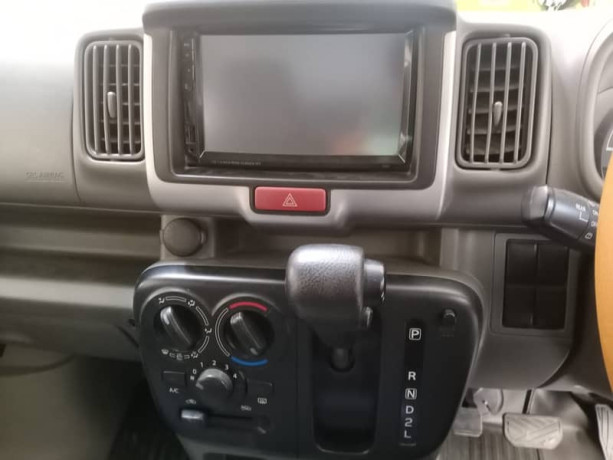 suzuki-every-20192024-big-8