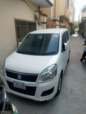suzuki-wagon-r-2018-big-0