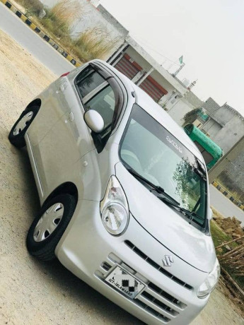 suzuki-alto-2015-big-0