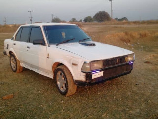 toyota-corollah-ke7-1982