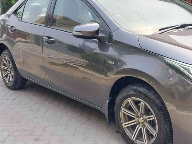 toyota-corolla-gli-auto-2017-new-shape-big-4