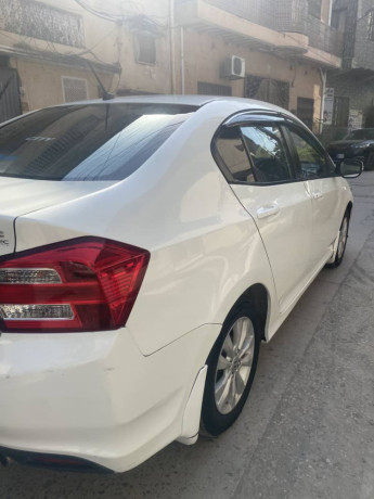 honda-city-2016-aspire-13-prosmatec-i-vtec-big-8