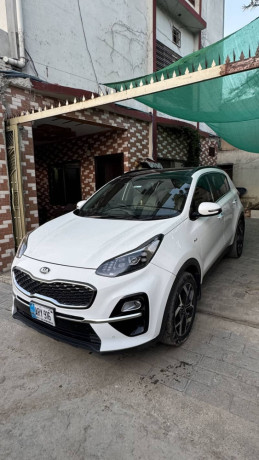 kia-stoppage-awd-big-0