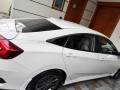 honda-civic-2021-small-4