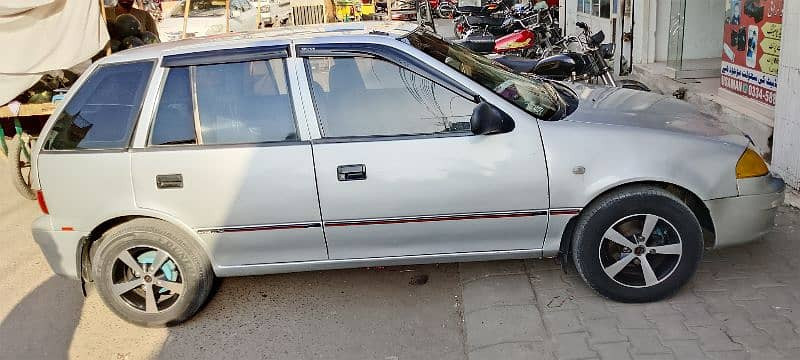 suzuki-cultus-vxr-2007-big-14