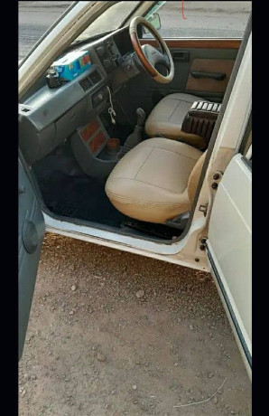 suzuki-mehran-vxr-2015-big-17