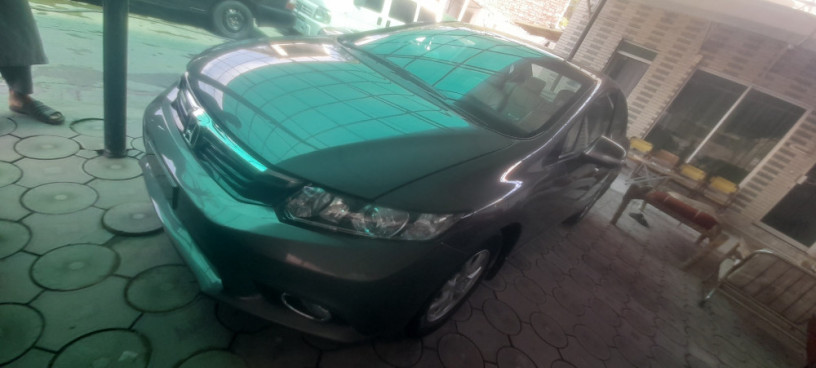2013-honda-civic-big-0