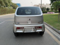suzuki-alto-2023-small-5