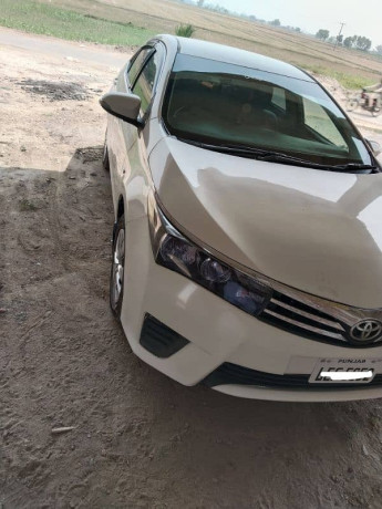 toyota-corolla-xli-2016-big-4