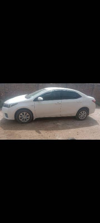toyota-corolla-xli-2016-big-2