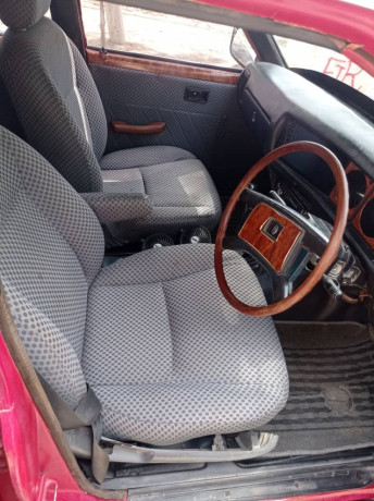 toyota-corona-1974-big-10