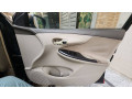 toyota-corolla-altis-2011-small-12