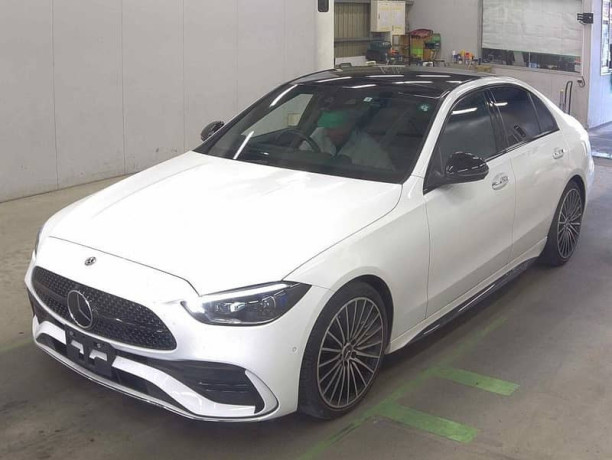 mercedes-c-class-c200-4-matic-avantgarde-amg-big-5