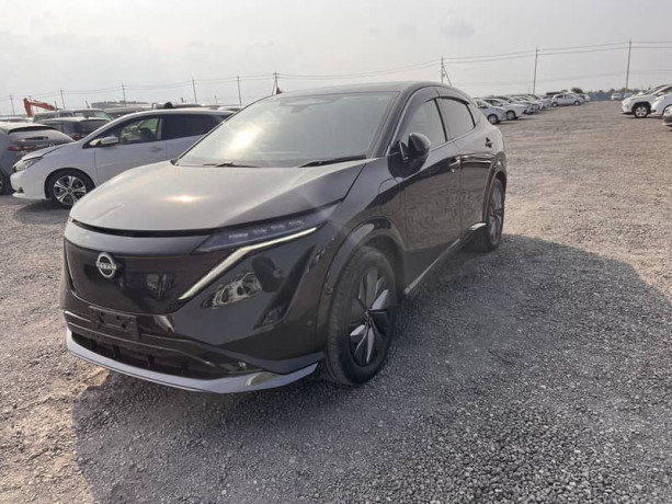 nissan-ariya-b6-big-10
