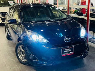 toyota-aqua-2018-s-style-push