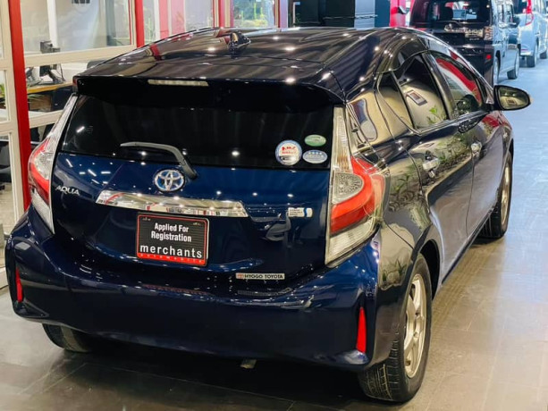 toyota-aqua-2018-s-style-push-big-11