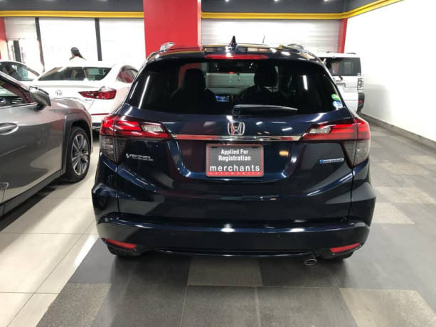 honda-vezel-2018-z-sensing-big-10
