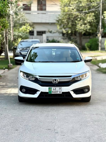 honda-civic-vti-oriel-prosmatec-2017-total-genuine-big-0