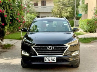 hyundai-tucson-2022-awd-b-to-b-genuine