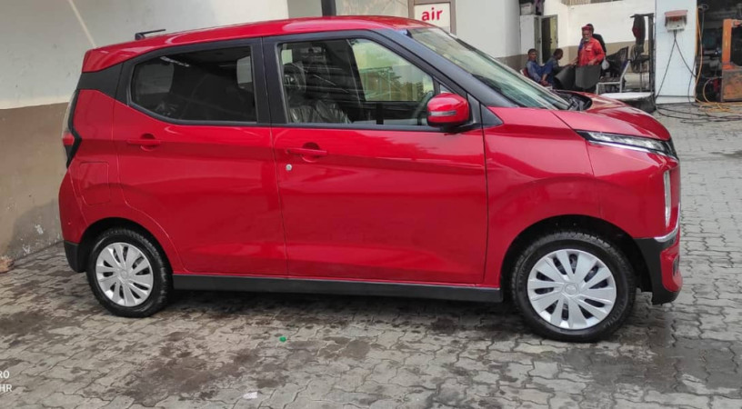 mitsubishi-ek-x-ev-2022-big-2