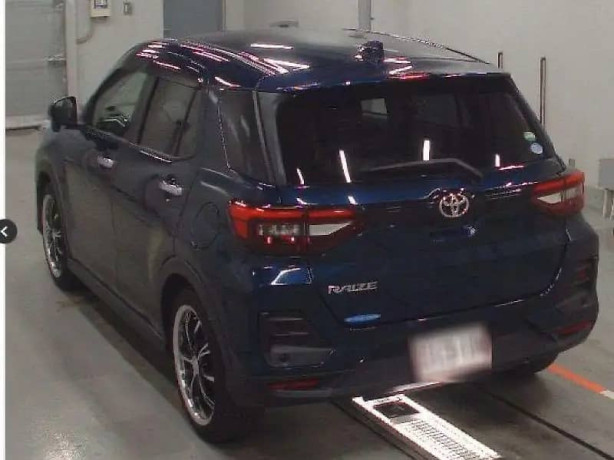 toyota-raize-z-20192025-fresh-import-big-3