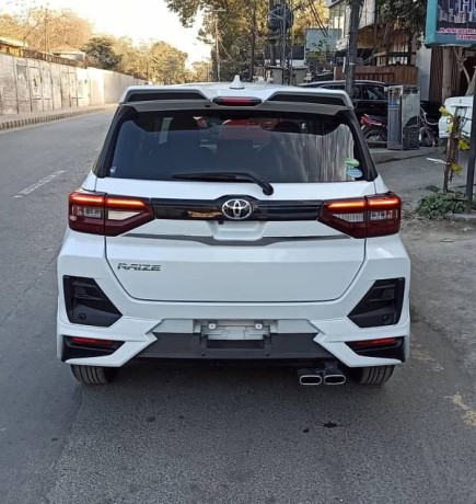 toyota-raize-2019-big-2