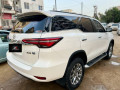 toyota-fortuner-2021-small-6