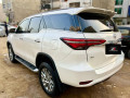 toyota-fortuner-2021-small-4