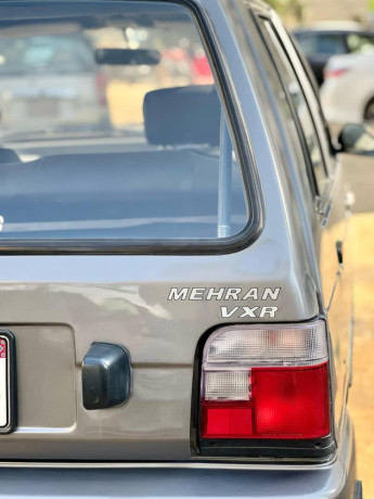 suzuki-mehran-vxr-2017-big-7
