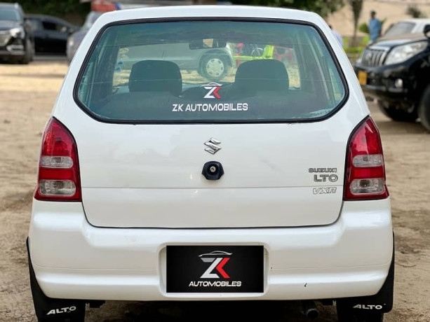 suzuki-alto-vxr-2007-big-5