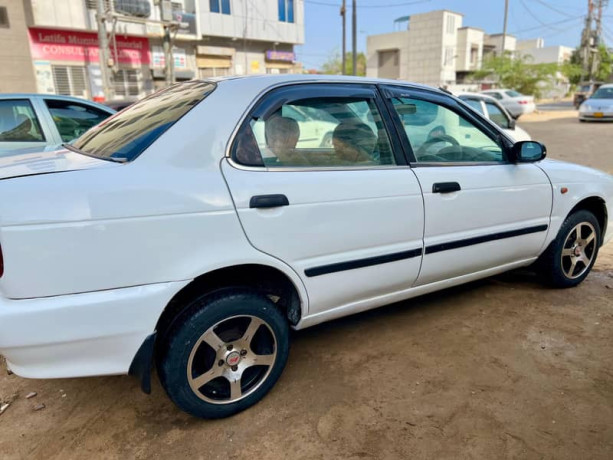 suzuki-baleno-2005-jxr-big-8