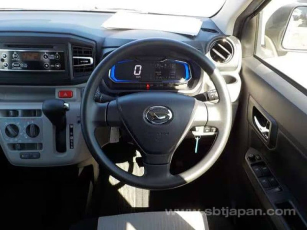daihatsu-mira-es-lsa3-5grade-2022-white-big-3
