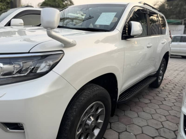 toyota-prado-model-2020-import-2025-big-1