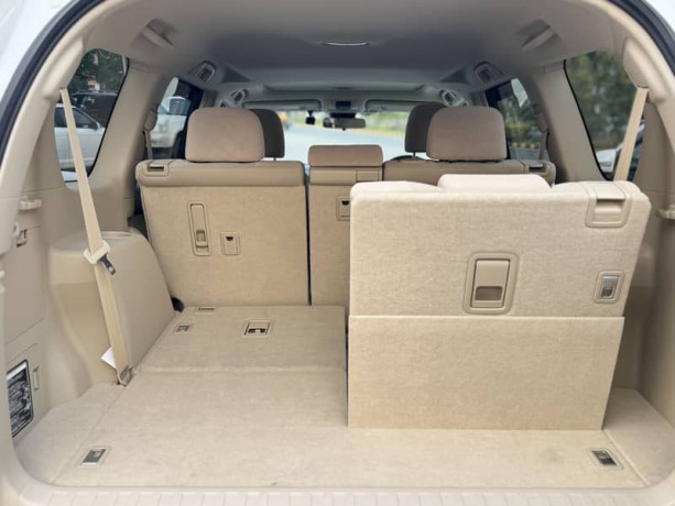 toyota-prado-model-2020-import-2025-big-11