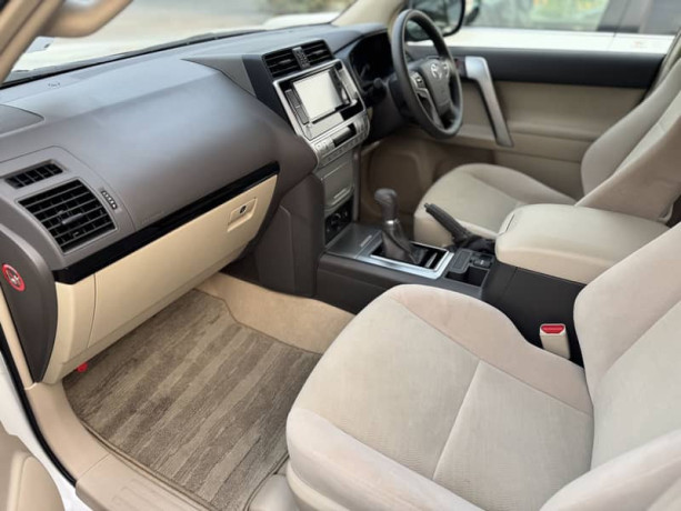 toyota-prado-model-2020-import-2025-big-7